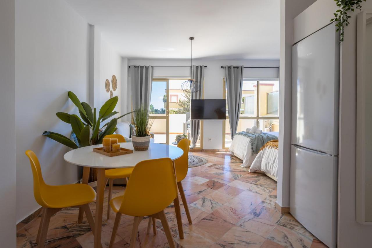 Oleholidays 225 Romana Playa Junto Al Mar ماربيا المظهر الخارجي الصورة